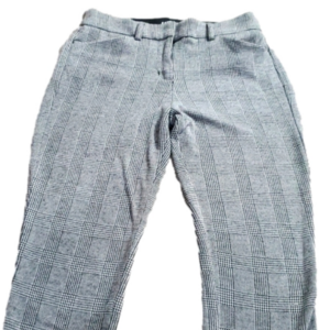 EXPRESS formal stretch black and‎ white stripe Pants medium